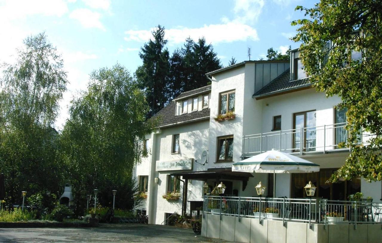 Waldpension zum Felsenkeller Lichtenfels-Sachsenberg Eksteriør billede